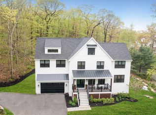 105 Sleepy Hollow Rd, Ridgefield, CT 06877