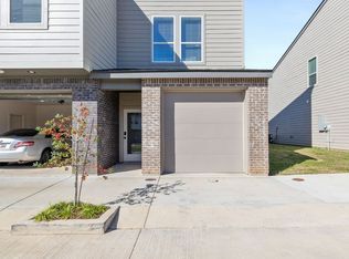 500 Oak Ter, Lafayette, LA 70508