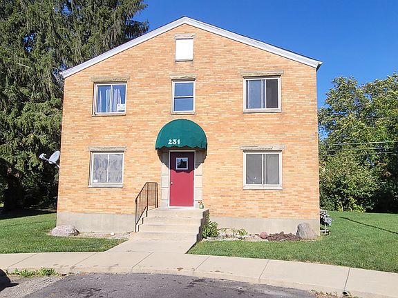 3rd image of 231 E Xenia Dr APT D