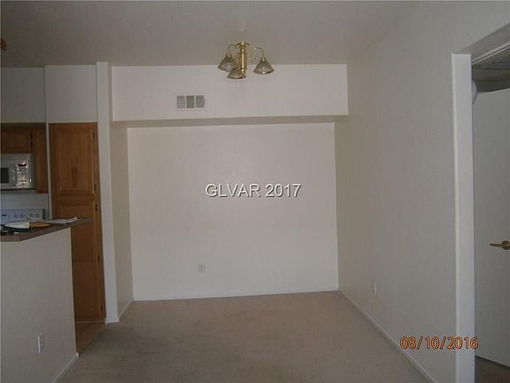 3rd image of 45 Maleena Mesa St APT 215