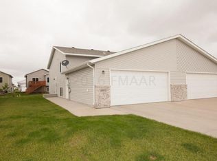 4809 51st Ave S, Fargo, ND 58104