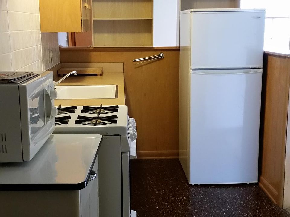 1st image of 10116 E 70th Ter APT 4