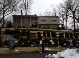 10 Gorham Ct, Wayne, NJ 07470