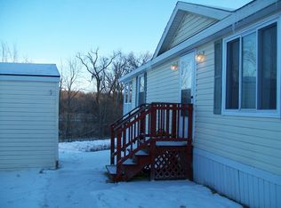 8387 Barkwood Cir, Fenton, MI 48430