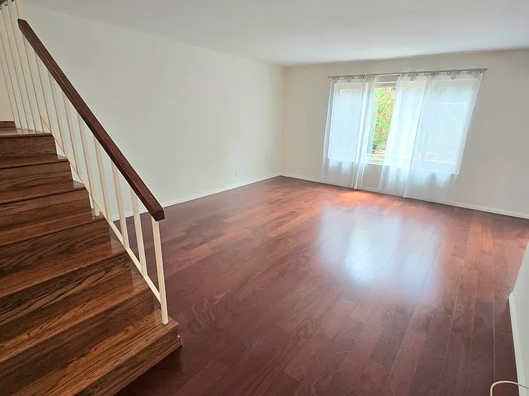5648 Slicers Cir — Photo 2
