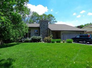 449 Campbell Rd, York, PA 17402