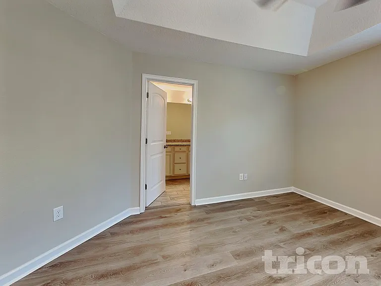 12447 Trailhead Dr — Photo 8