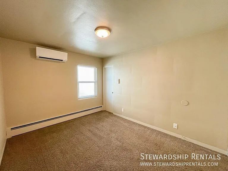 942 E 18th Ave #7 — Photo 10