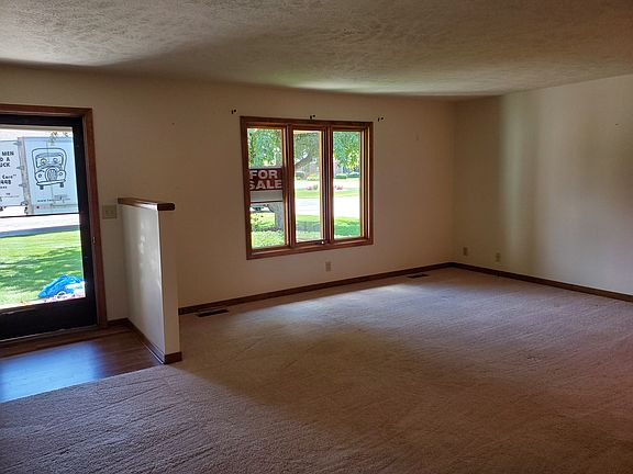living room.