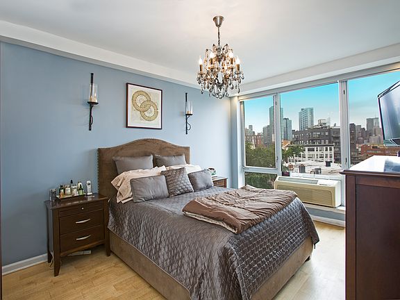 5th image of 13-11 Jackson Ave #6A