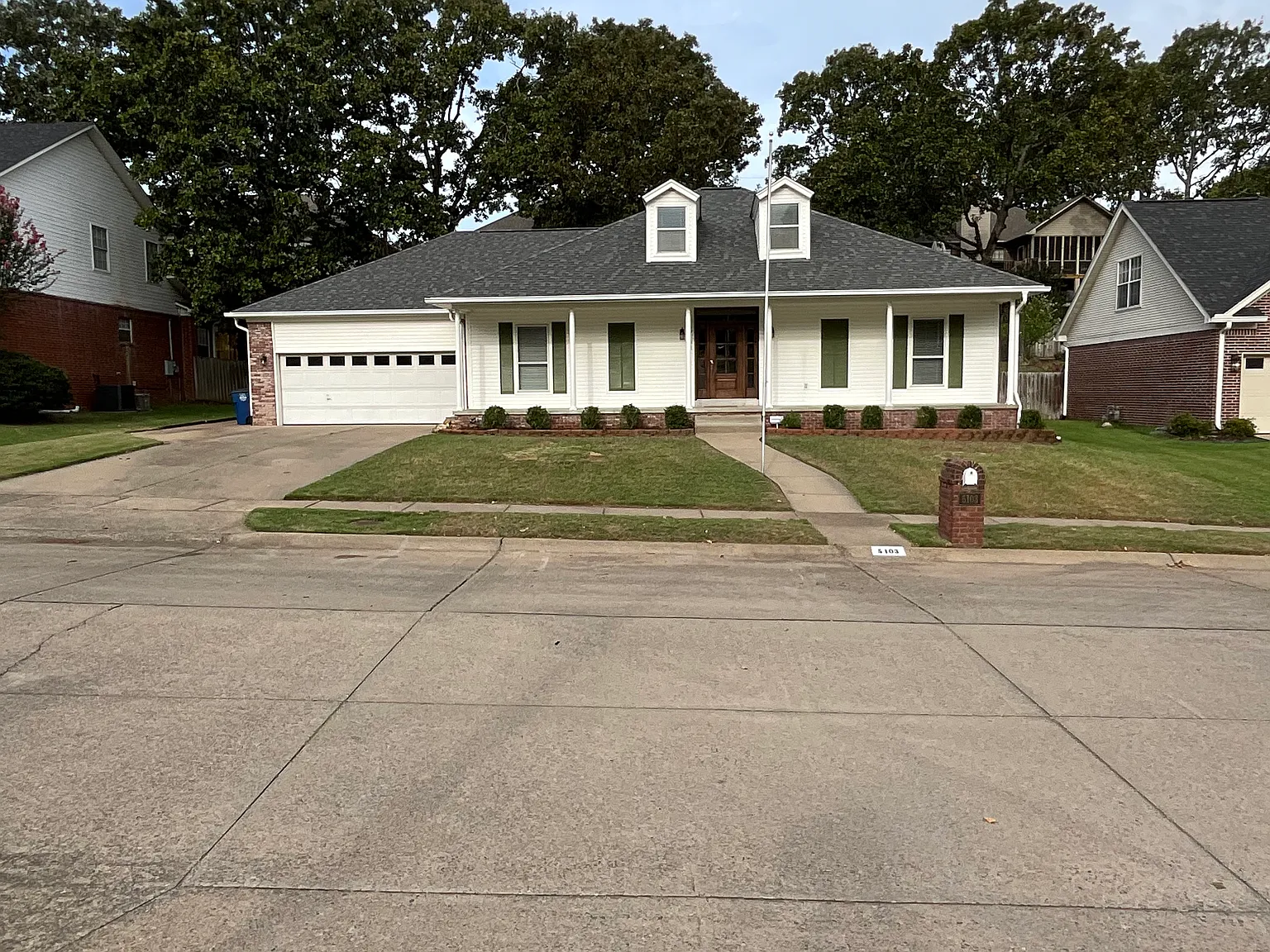 3 bed, 2331 sqft, $2,750 — Photo 2