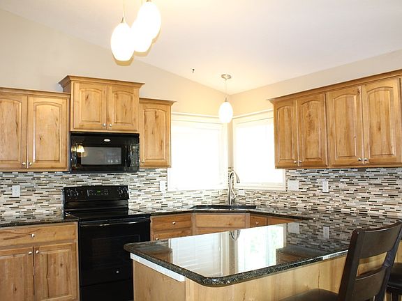 3rd image of 4224 E Forest Glen Dr