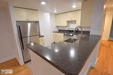 Rented by Mossanen Group