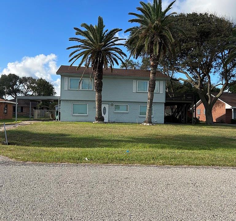 1st image of 204 S Bay Blvd