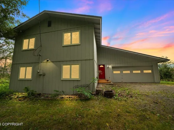 30828 Sagwon Ave, Eagle River, AK 99577
