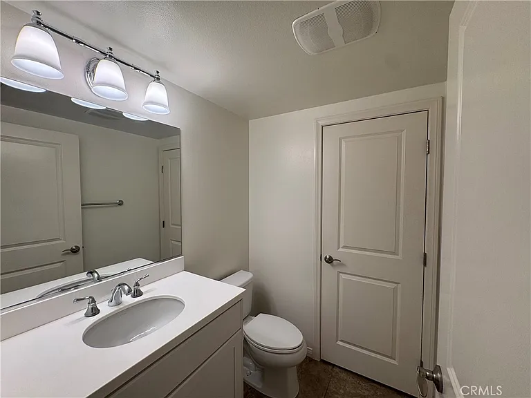 117 Thornhurst — Photo 9