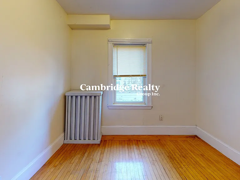 47 Fairbanks St #2T — Photo 4