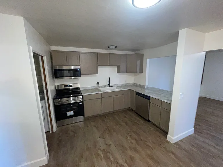 1015 Glen Rd #A — Photo 1