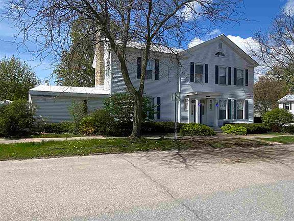 3rd image of 503 Caroline St