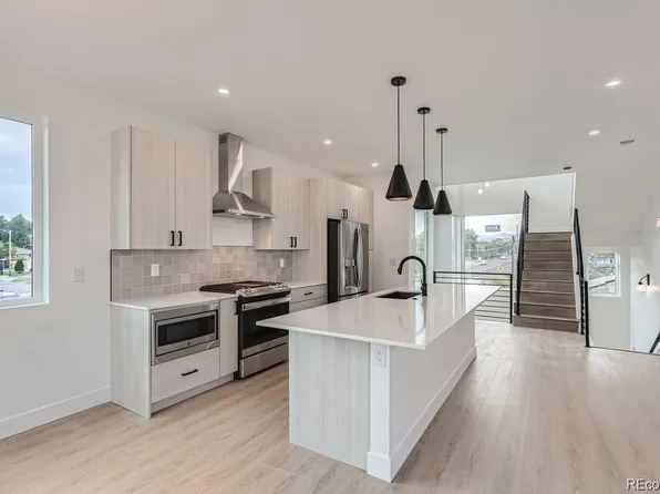 10157 W 38th Avenue, Wheat Ridge, CO 80033