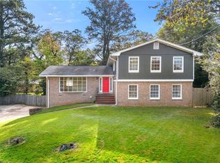 1027 Celtic Cir, Stone Mountain, GA 30083