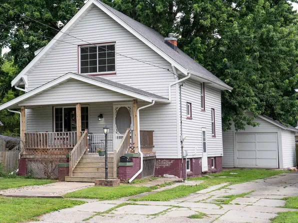 992 E Losey St, Galesburg, IL 61401