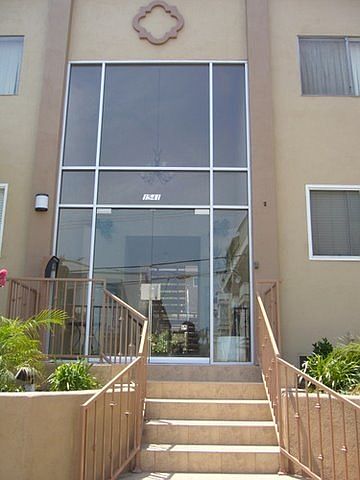 1st image of 1541 N Formosa Ave APT 02
