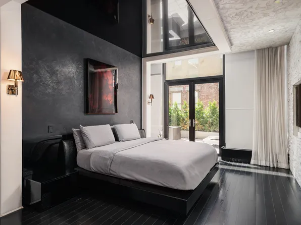 15 Union Square West image 11 of 21