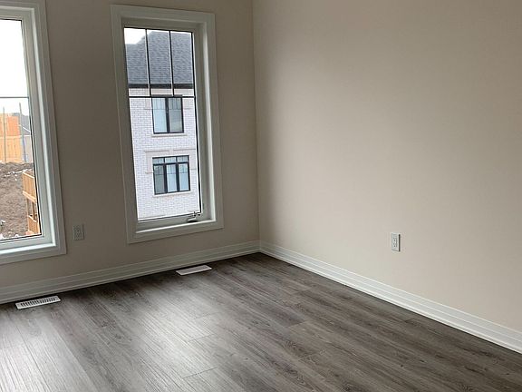 2nd image of 94 Ambereen Pl