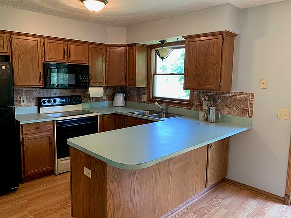 2nd image of 1101 Challot Dr