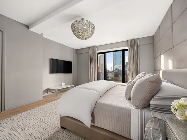 11 Beach Street image 9 of 22