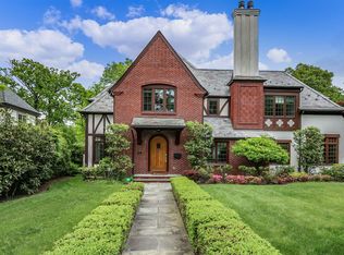 31 Fairview Rd, Scarsdale, NY 10583