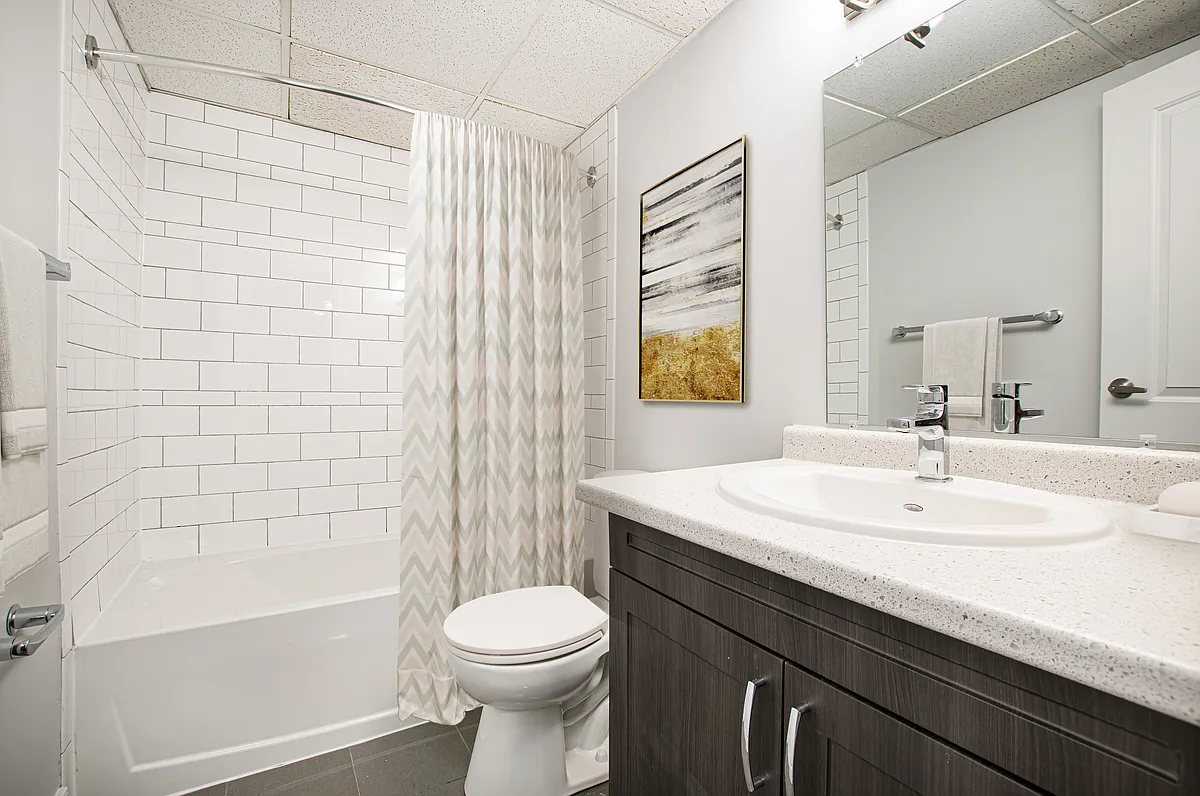 Sycamore Townhomes — Photo 4