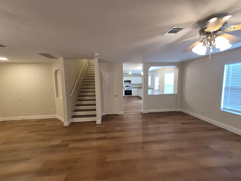 12634 Carriage Blvd — Photo 7