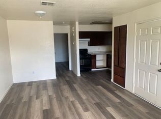 129 W San Joaquin St #E-13, Avenal, CA 93204