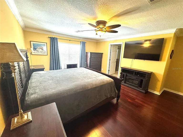 1483 Hillview Ln — Photo 19