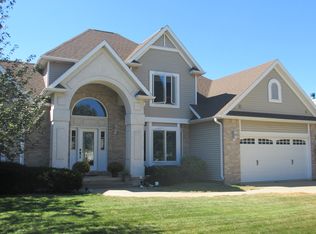 1128 19th St NW, Cedar Rapids, IA 52405