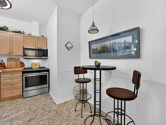 5th image of 99 Linwell Rd #18