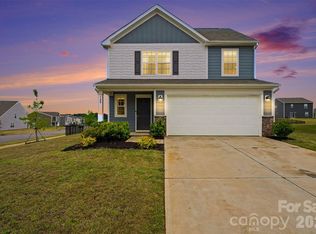 128 Hanging Rock Trl, Statesville, NC 28625
