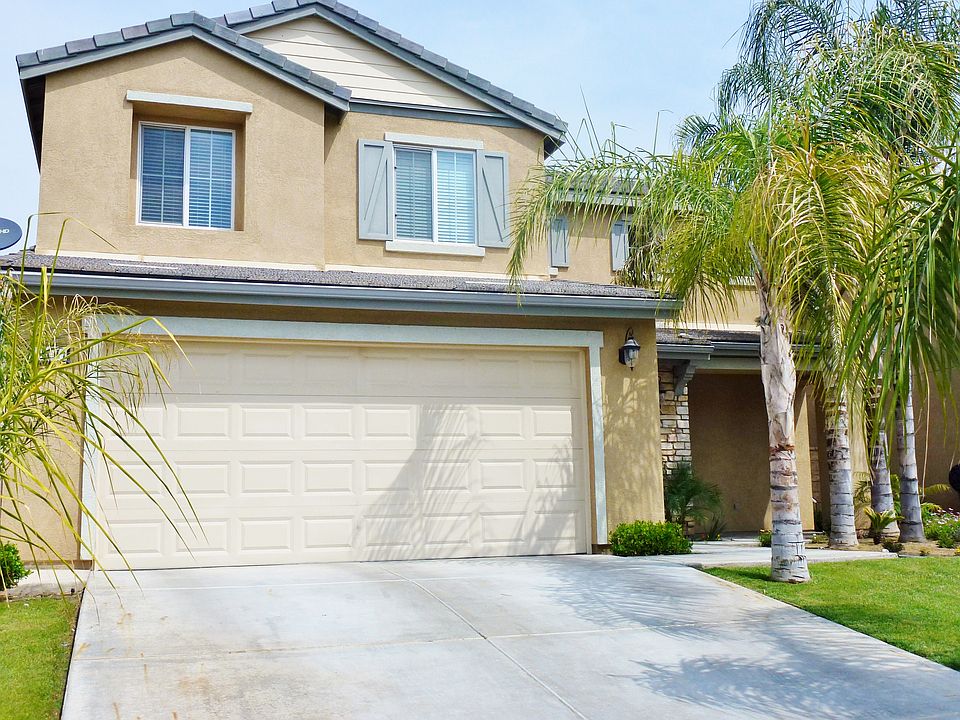 2nd image of 1100 Los Cantos Ave