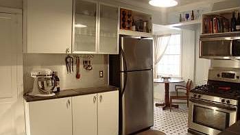 5th image of 16 1/2 Centre Hill Ct