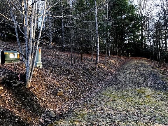 5th image of Lucky Leaf Ln Lot 2