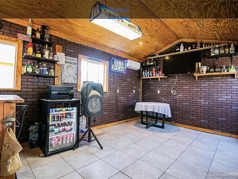 6104 S Rivera St — Photo 27