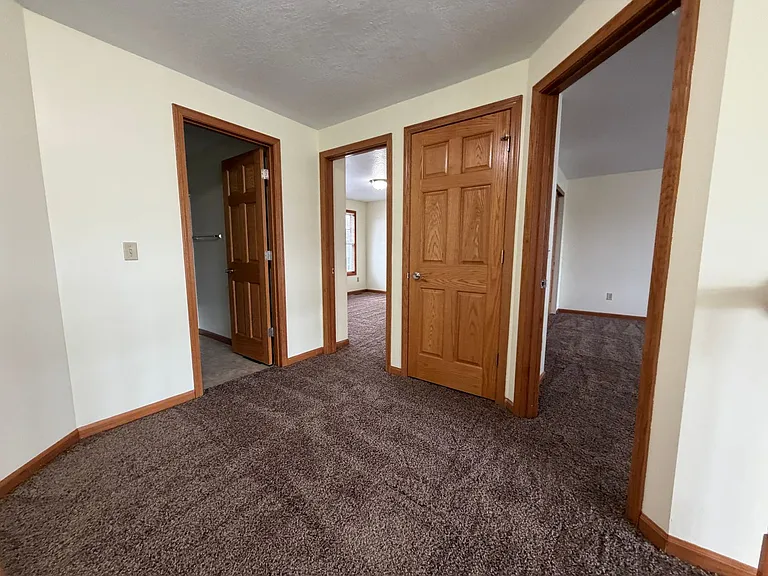 1114 W Depoy Dr — Photo 12