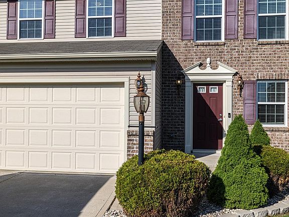 3rd image of 6058 Marsh Cir