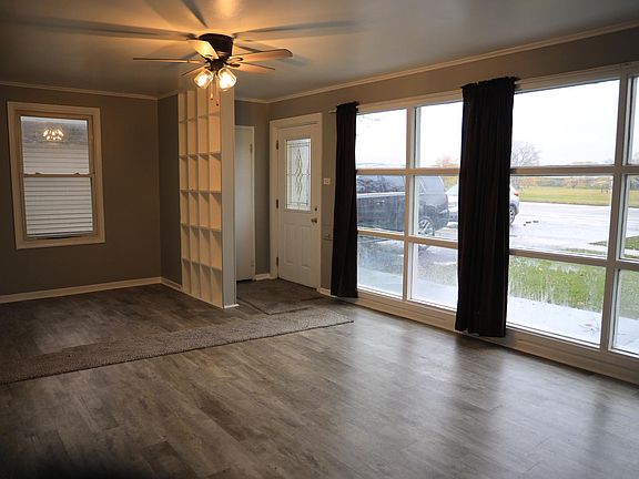 2nd image of 213 Sauk Trl