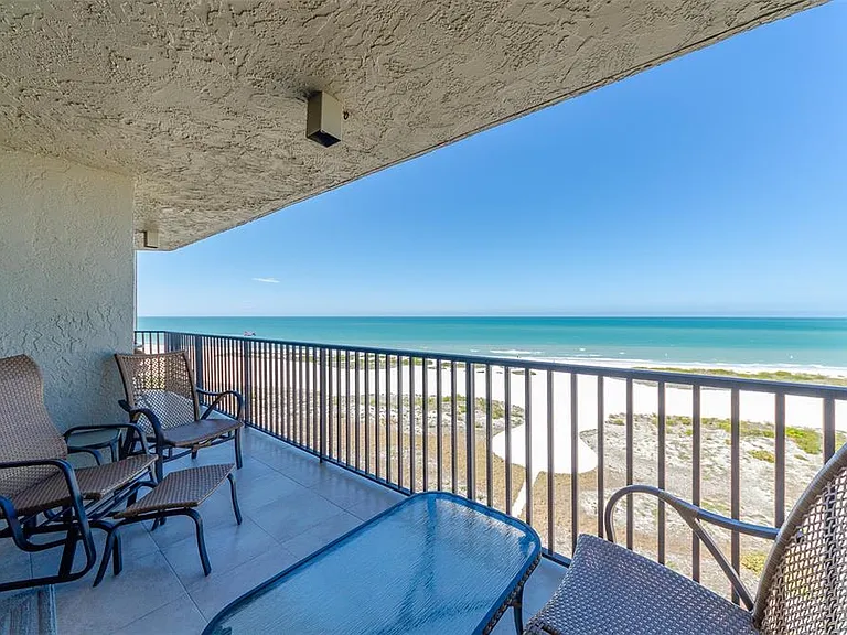 1290 Gulf Blvd #907 — Photo 4