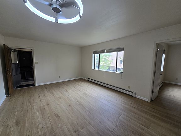 2nd image of 812 Camino De Monte Rey APT 110