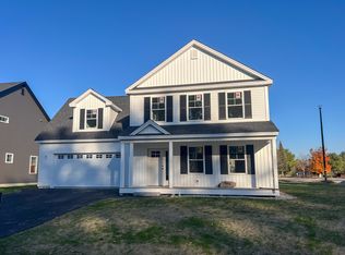 19 Intrepid St, Brunswick, ME 04011