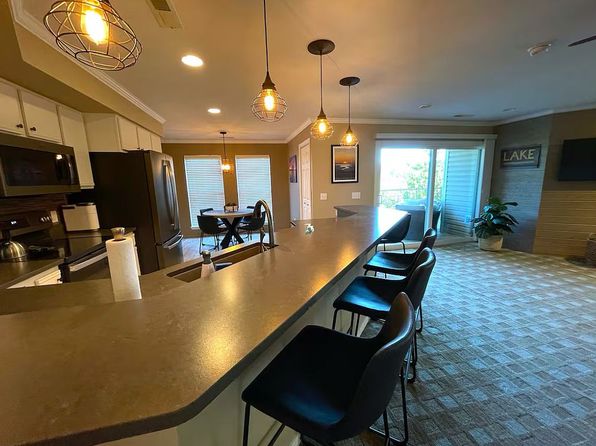 1404 Rocky Shore Ter